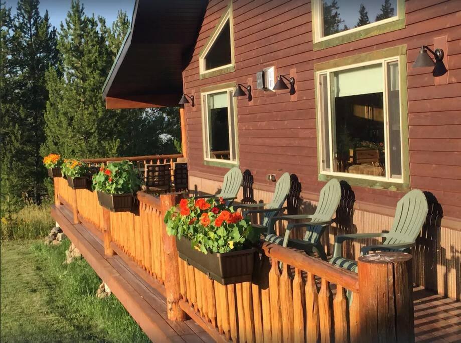 Fox Den Lodge غرب يلوستون المظهر الخارجي الصورة