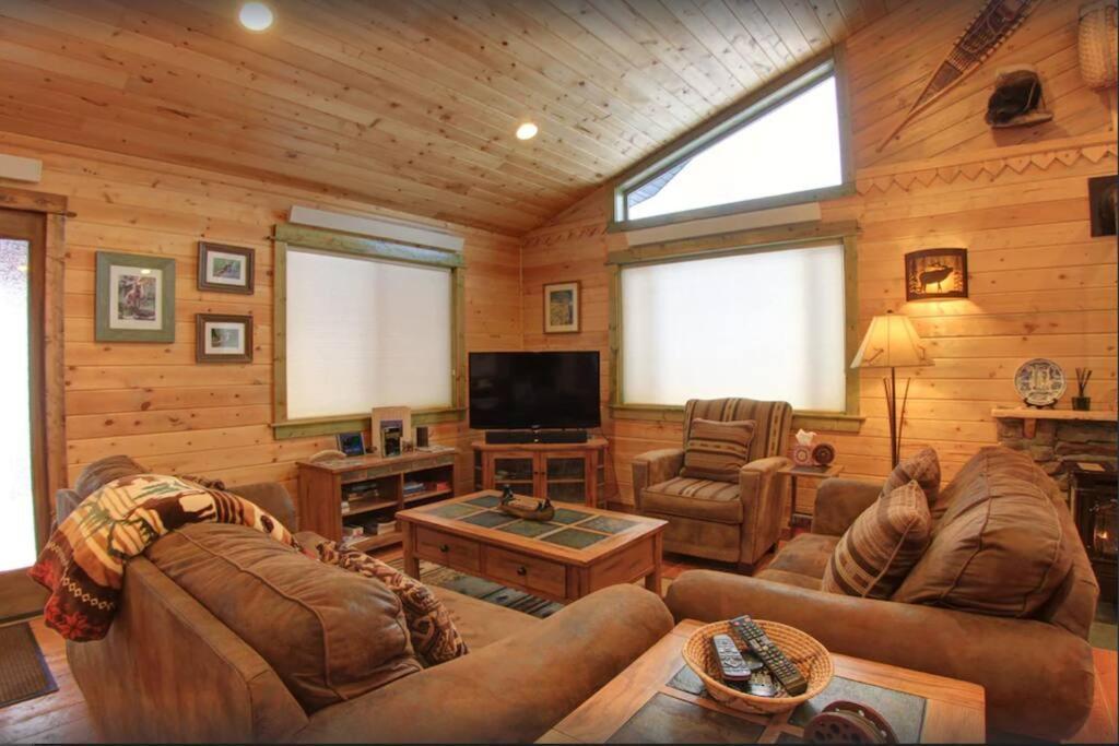 Fox Den Lodge غرب يلوستون المظهر الخارجي الصورة